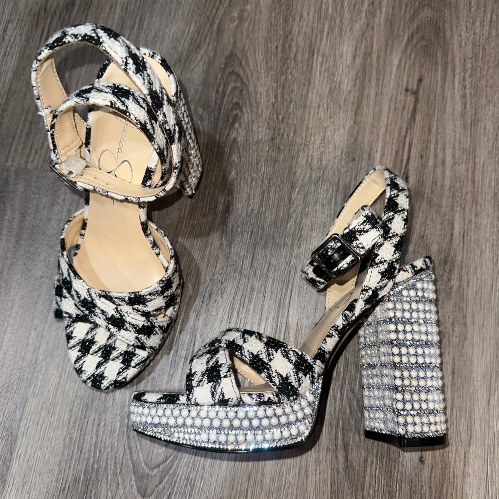 Jessica Simpson Black and White Houndstooth Heels